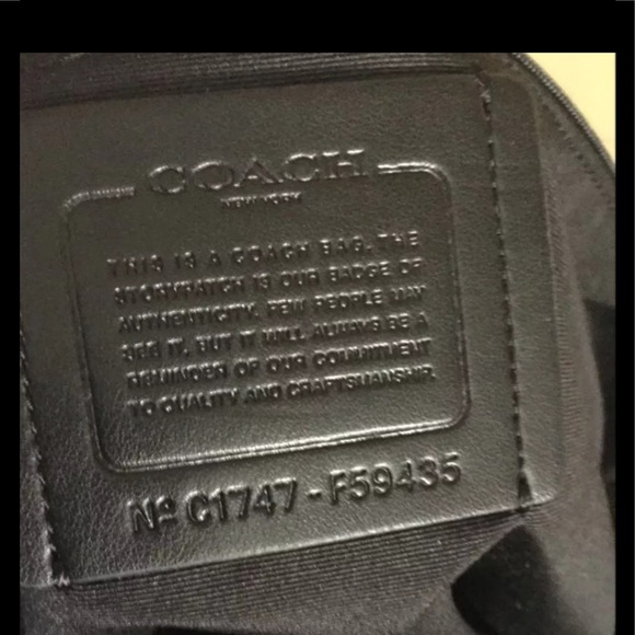 *Like New* COACH floral tote - Picture 4 of 6